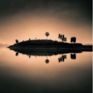 Sunset island - Lasinen Sisustustaulu
